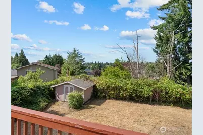 1665 Monroe Court SE, Renton, WA 98058 - Photo 9