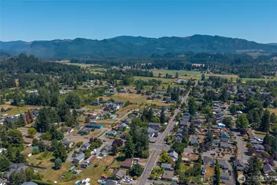 1627 McHugh Avenue, Enumclaw, WA 98022 - Photo 11