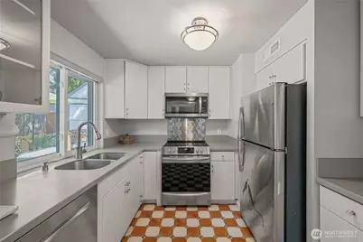 12086 NE 137th Court, Kirkland, WA 98034 - Photo 11