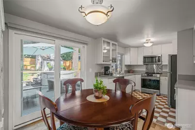12086 NE 137th Court, Kirkland, WA 98034 - Photo 9