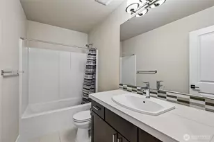 19729 Meridian Pl W, Bothell, WA 98012 - Photo 23