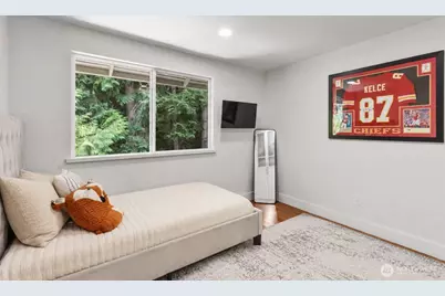 2202 Sahalee Drive E, Sammamish, WA 98074 - Photo 21