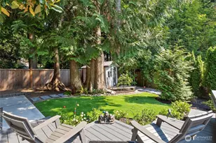 2202 Sahalee Dr E, Sammamish, WA 98074 - Photo 33