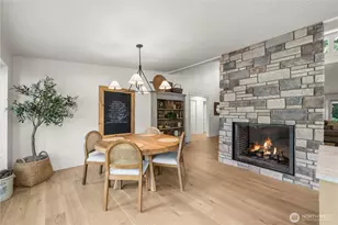 19915 SE 125th St, Issaquah, WA 98027 - Photo 17