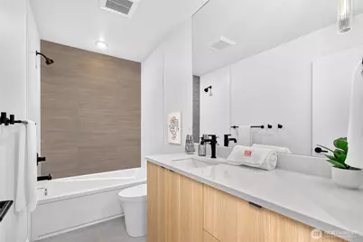 5011 Fauntleroy Way SW #Unit A, Seattle, WA 98136 - Photo 15