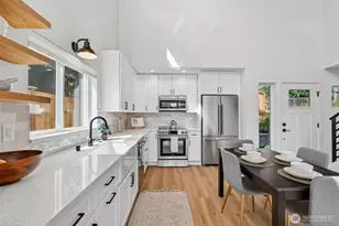 12038 N Park Ave N, Seattle, WA 98133 - Photo 9