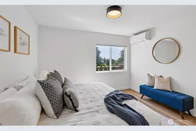 12038 N Park Avenue N, Seattle, WA 98133 - Photo 15