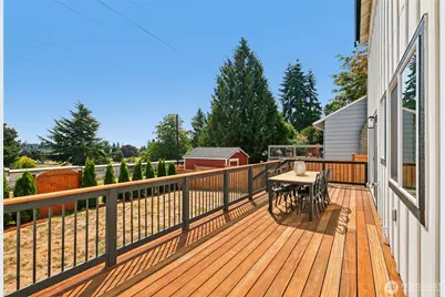12038 N Park Avenue N, Seattle, WA 98133 - Photo 3