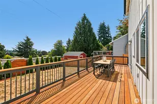 12038 N Park Ave N, Seattle, WA 98133 - Photo 3