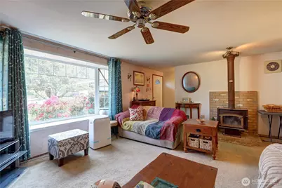 4205 Regency Place, Carnation, WA 98014 - Photo 3