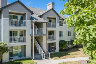 12423 Harbour Pointe Blvd, Mukilteo, WA 98275 - Photo 3