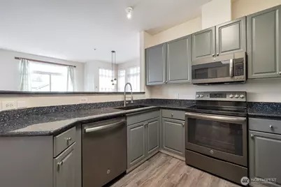 17656 134th Lane SE #F17656, Renton, WA 98058 - Photo 3