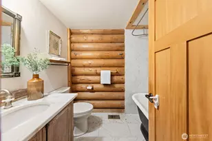 22005 SE 28th St, Sammamish, WA 98075 - Photo 17