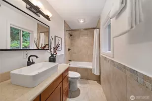 22005 SE 28th St, Sammamish, WA 98075 - Photo 29