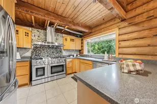 22005 SE 28th St, Sammamish, WA 98075 - Photo 15