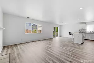 11011 180th Ave Ct E, Bonney Lake, WA 98391 - Photo 7