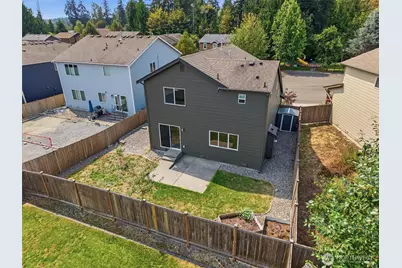 11011 180th Avenue Ct E, Bonney Lake, WA 98391 - Photo 21