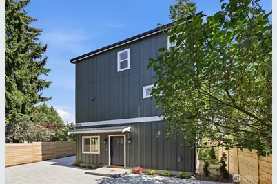 8815 Densmore Avenue N #B, Seattle, WA 98103 - Photo 1