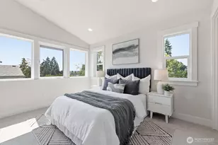 8815 Densmore Ave N, Seattle, WA 98103 - Photo 15