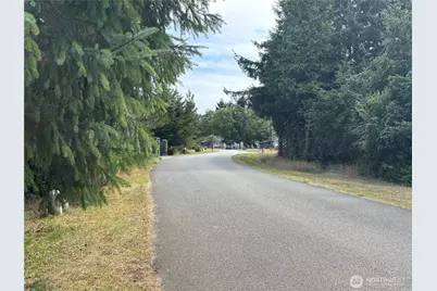 206 Sunrise Avenue SE, Ocean Shores, WA 98569 - Photo 21