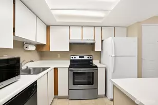 4106 Factoria Blvd SE, Bellevue, WA 98006 - Photo 9