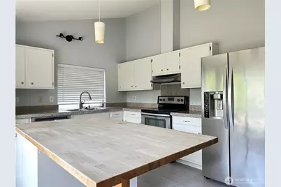 12626 SE 76th Place, Newcastle, WA 98056 - Photo 5