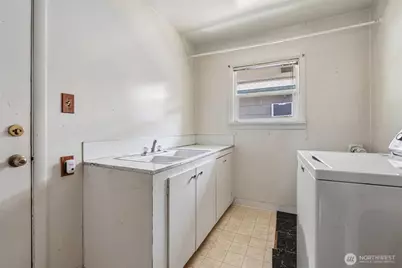 2219 Ocean Beach Highway, Longview, WA 98632 - Photo 17