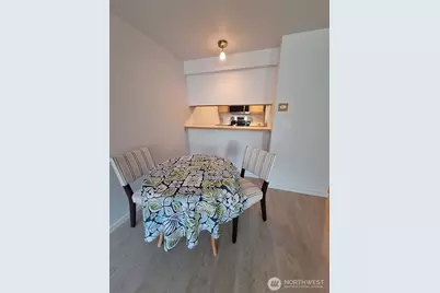 530 Melrose Avenue E #705, Seattle, WA 98102 - Photo 11