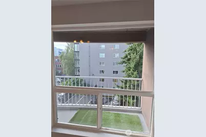 530 Melrose Avenue E #705, Seattle, WA 98102 - Photo 9