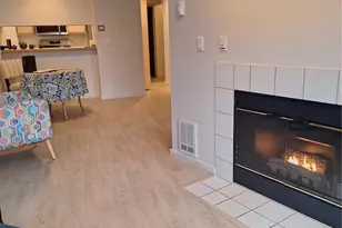 530 Melrose Ave E, Seattle, WA 98102 - Photo 29