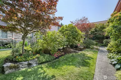 503 B E Harrison Street, Seattle, WA 98102 - Photo 7