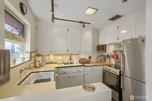 503 B E Harrison St, Seattle, WA 98102 - Photo 15