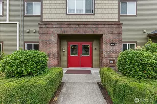 973 NE Ingram St, Issaquah, WA 98029 - Photo 3
