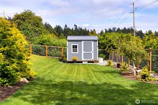 6404 Warren St, Anacortes, WA 98221 - Photo 25