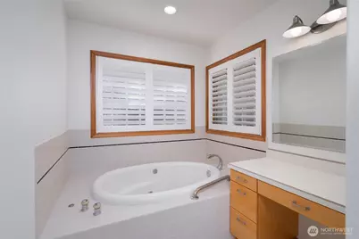 6404 Warren Street, Anacortes, WA 98221 - Photo 15