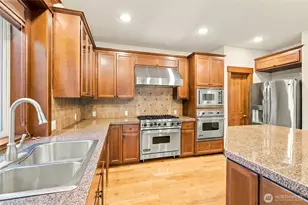 1131 236th Pl NE, Sammamish, WA 98074 - Photo 9