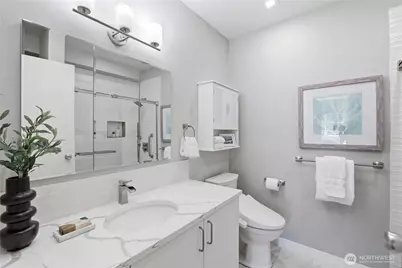 19500 Ballinger Wy NE #204, Shoreline, WA 98155 - Photo 13