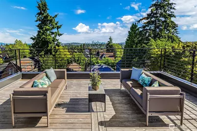 332 NE Elk Place, Seattle, WA 98115 - Photo 21