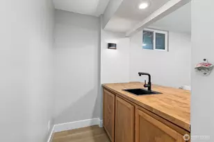 131 E Channel Dr, Allyn, WA 98524 - Photo 35