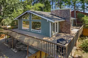 131 E Channel Dr, Allyn, WA 98524 - Photo 3