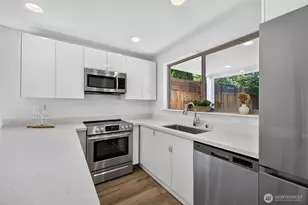 629 Bing Rd, Lynnwood, WA 98036 - Photo 23