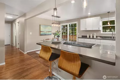 14333 165th Place SE, Renton, WA 98059 - Photo 9