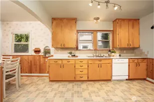 3111 N 11th St, Tacoma, WA 98406 - Photo 11