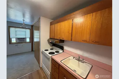 1505 E Galer Street #2, Seattle, WA 98112 - Photo 5