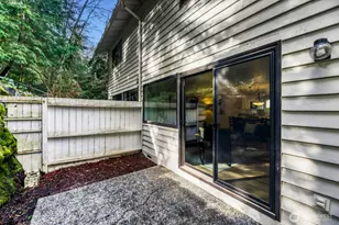 22906 Edmonds Way, Edmonds, WA 98020 - Photo 21