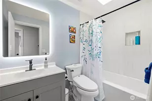 11212 NE 145th St, Kirkland, WA 98034 - Photo 17