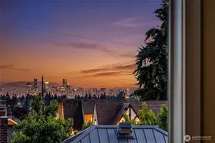 330 NE Elk Pl, Seattle, WA 98115 - Photo 27