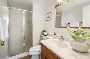 4540 8th Ave NE, Seattle, WA 98105 - Photo 15