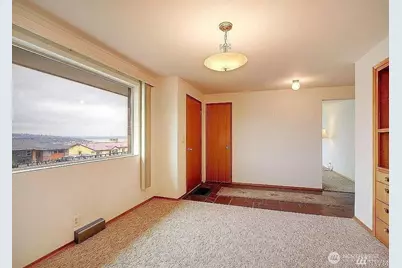 88 Monterey Place NE, Renton, WA 98056 - Photo 9