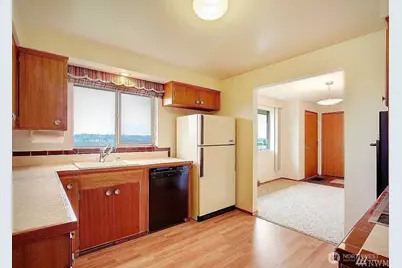 88 Monterey Place NE, Renton, WA 98056 - Photo 7